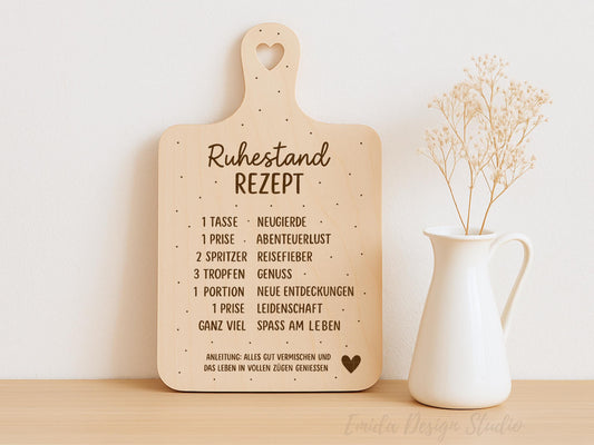 Laserdatei Schneidebrett Ruhestand Rezept SVG – Plotterdatei Rentner Geschenkidee – Ruhestand Spruch Gravurdatei – Cricut Silhouette DIY