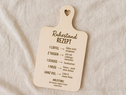 Laserdatei Schneidebrett Ruhestand Rezept SVG – Plotterdatei Rentner Geschenkidee – Ruhestand Spruch Gravurdatei – Cricut Silhouette DIY