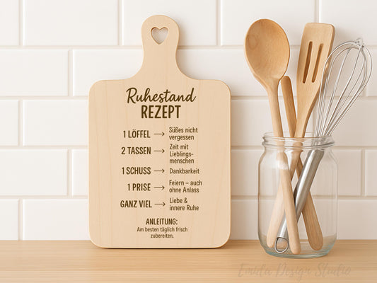Laserdatei Schneidebrett Ruhestand Rezept SVG – Plotterdatei Rentner Geschenkidee – Ruhestand Spruch Gravurdatei – Cricut Silhouette DIY