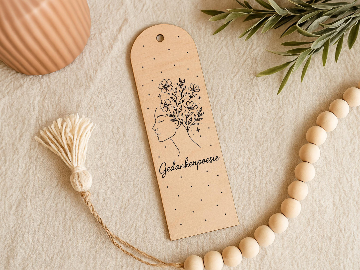 Lesezeichen SVG PNG – Laserdatei & Plotterdatei Frauen Silhouetten mit Blumen und Büchern – Geschenkidee für Leseratten und Bücherfreunde
