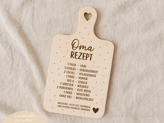 Oma Rezept SVG – Laserdatei Schneidebrett | Gravurdatei für Holz | Plotterdatei Cricut Silhouette | Küche Spruch | Kochen | Geschenkidee Oma
