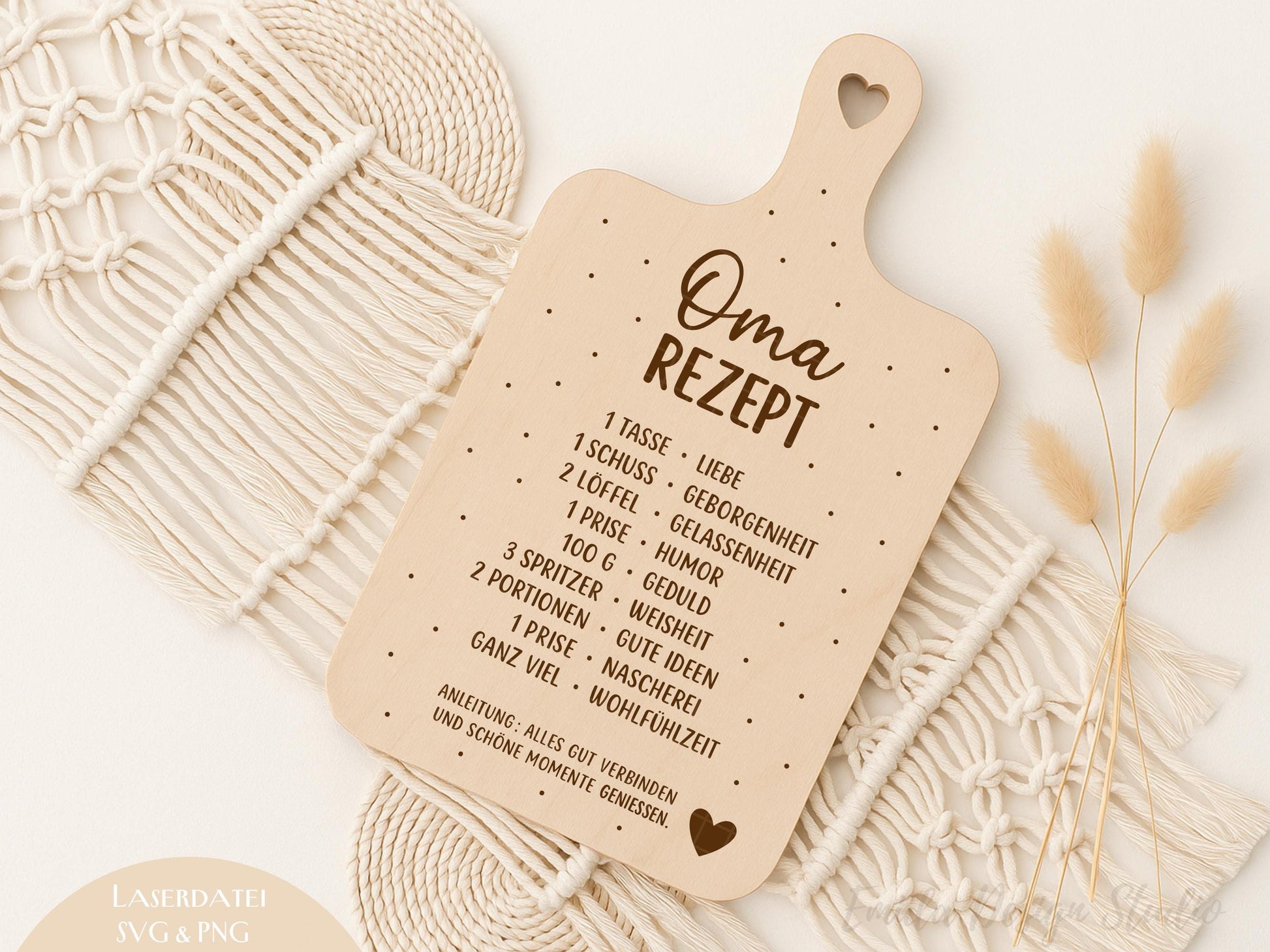 Oma Rezept SVG – Laserdatei Schneidebrett | Gravurdatei für Holz | Plotterdatei Cricut Silhouette | Küche Spruch | Kochen | Geschenkidee Oma